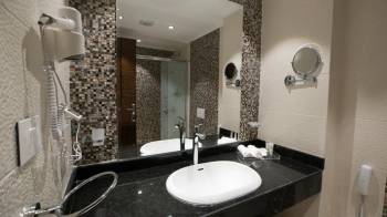 Superior Double or Twin Room with Sea View7